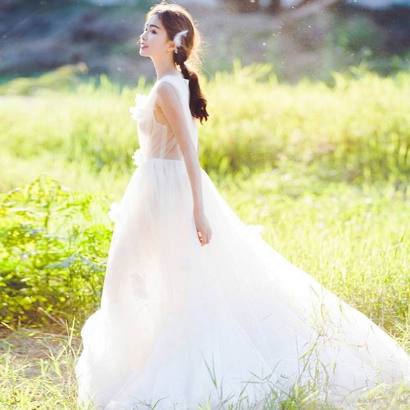 巴黎公主梦婚纱礼服森系轻婚纱旅拍简约超仙新款梦幻出门纱写真白纱日常轻纱礼服2