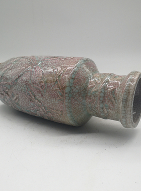 雕刻喜上眉梢博物馆花瓶