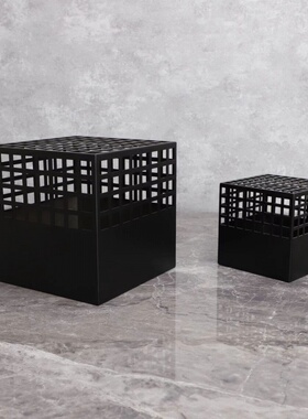 新中式黑色多孔方块金属镂空摆件样板房售楼部酒柜桌面家居装饰品