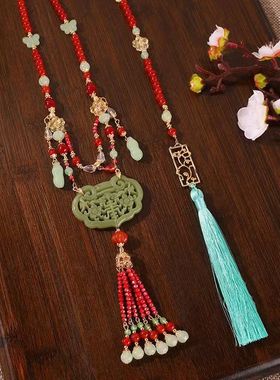 新中式红色仿玉佩流苏项链