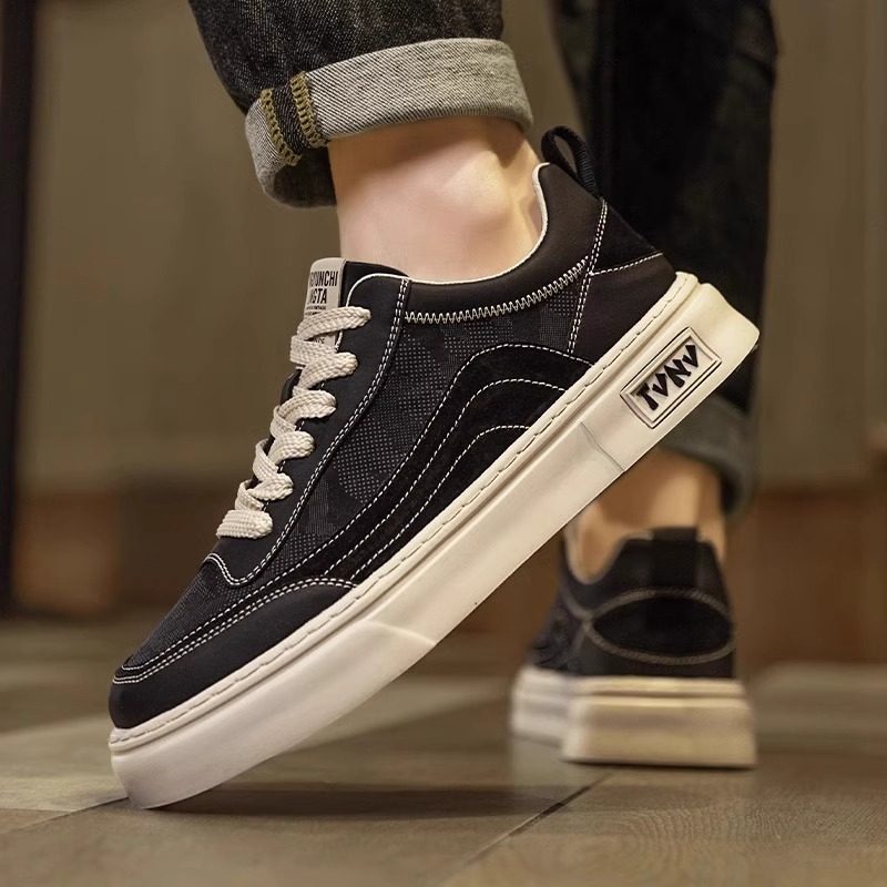 夏季季透气男士休闲鞋45百搭软底帆布鞋46特大码47潮流运动板鞋48-图1