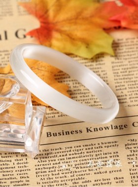 猫眼石纯白色时尚风手镯特价促销