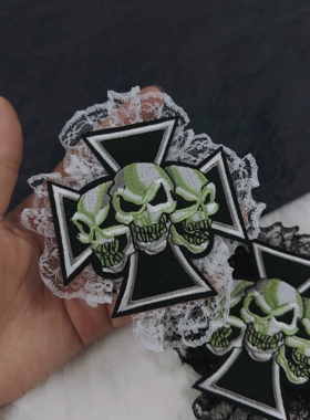爆炸手作暗黑骷髅二次元发夹胸针