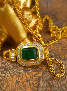 《诺亚方舟》小方糖项链女满钻方形吊坠锁骨链轻奢镶钻金色毛衣链