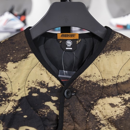 李宁正品反伍BADFIVE男子防泼水保暖舒适宽松运动棉服AJMU085-4