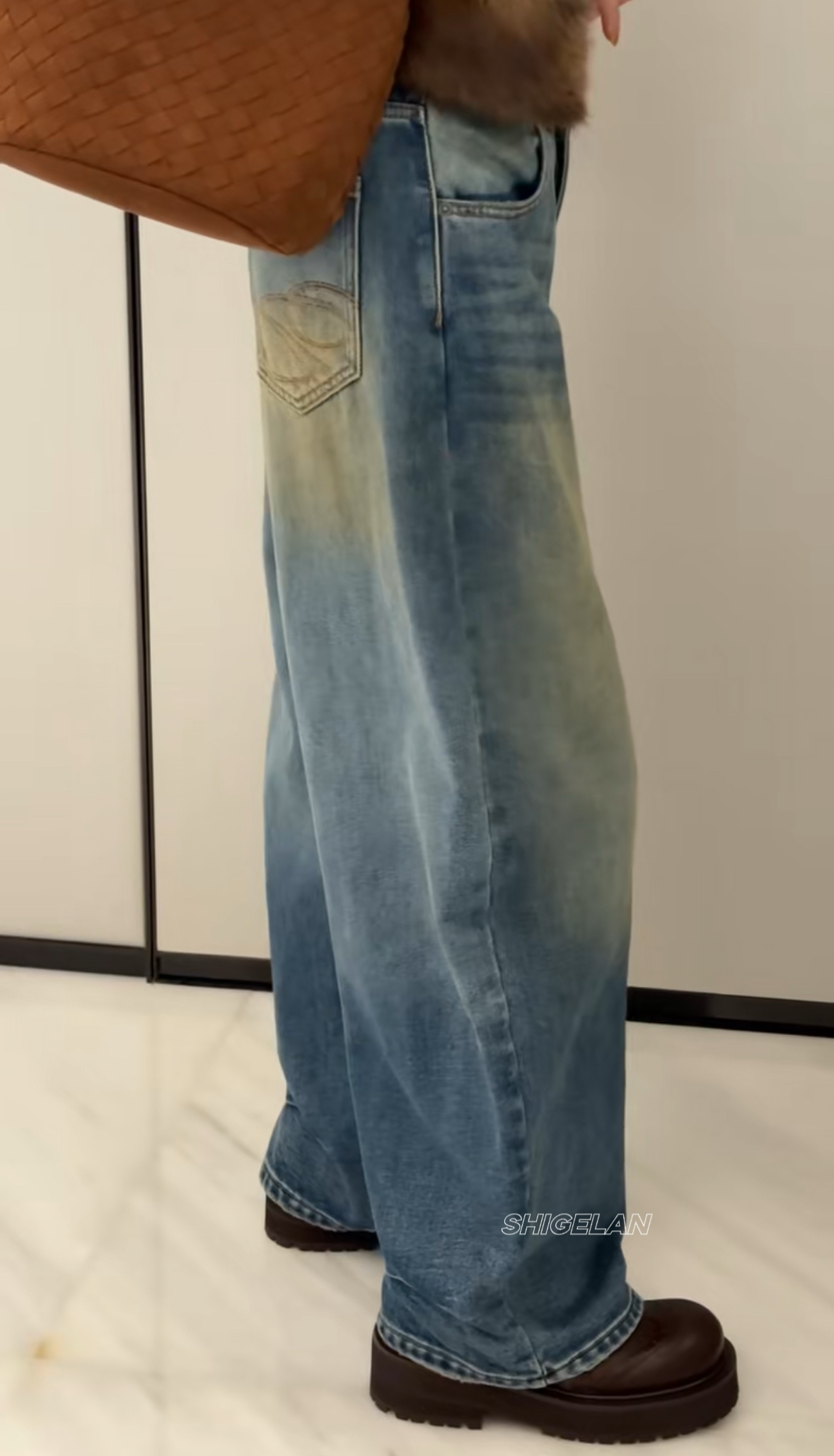 18171诗歌兰女装2025新冬款 复古做旧高腰显瘦弯刀裤薄绒牛仔裤女,淘宝优惠券,粉丝福利购,淘宝优惠卷