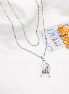 欧美街头潮人钛钢双层叠戴项链朋克摇滚风格手势吊坠项链