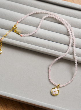 THISNESS粉蝶贝粉晶项链