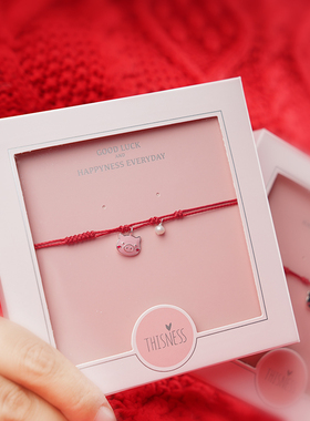 thisness生肖猪纯银小猪红绳编织