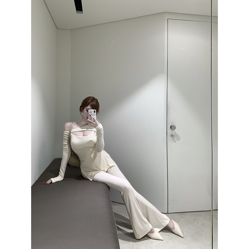 With 99jiu【出街公式】纯欲针织套装女露肩上衣休闲长裤两件套秋,淘宝优惠券,粉丝福利购,淘宝优惠卷