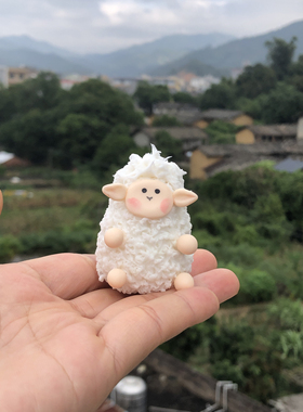 超可爱的小绵羊个性桌面摆件车载装饰用公仔玩偶纯手工树脂可送礼