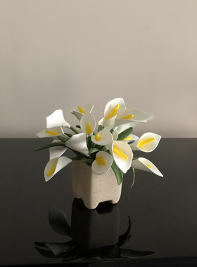 办公室多肉小盆栽可爱车载个性汽车装饰用公仔玩偶萌萌树脂纯手工