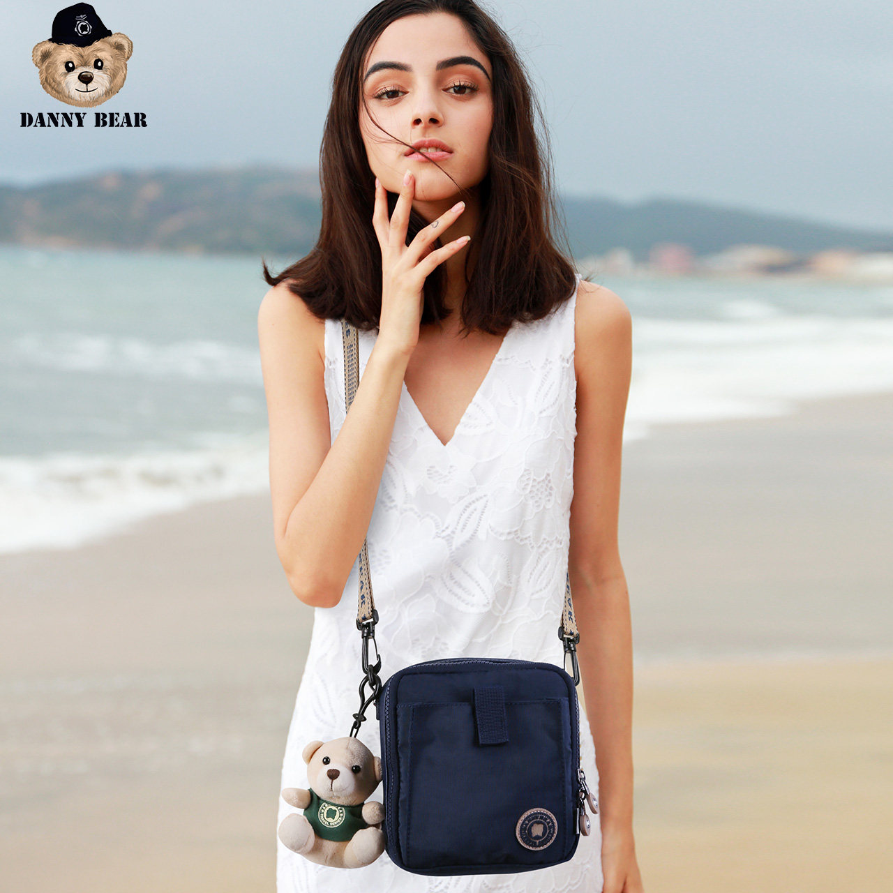 丹尼熊早春新品男女户外斜挎小包 dannybear酷玛仕女士包袋