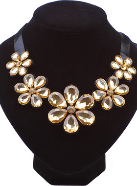 欧美丽亚克力花朵百搭假领子项链