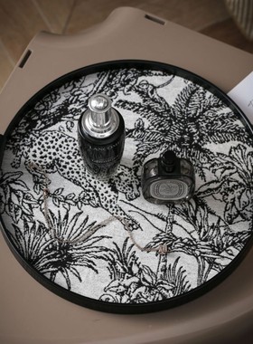 北欧感香薰托盘蜡烛摆件首饰品收纳盘圆形置物架旋转展示盘