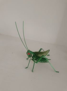 铁丝铜丝彩色铝丝手编昆虫，螳螂，蜘蛛，蚂蚱，蝎子等任选一