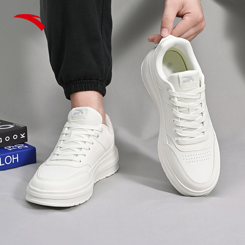 安踏板鞋男款2025冬季新款厚底增高学生运动休闲鞋子男鞋白色时尚 - 图0