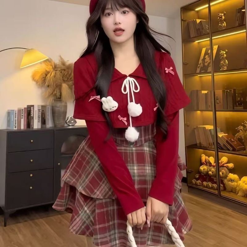 圣诞小兔大码女装POLO领秋冬季半身短裙显瘦两件套千金风氛围感,淘宝优惠券,粉丝福利购,淘宝优惠卷