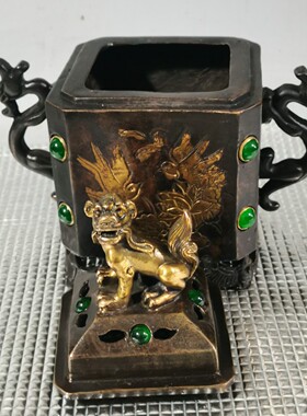 仿古铜鎏金双耳貔貅四足方鼎香炉