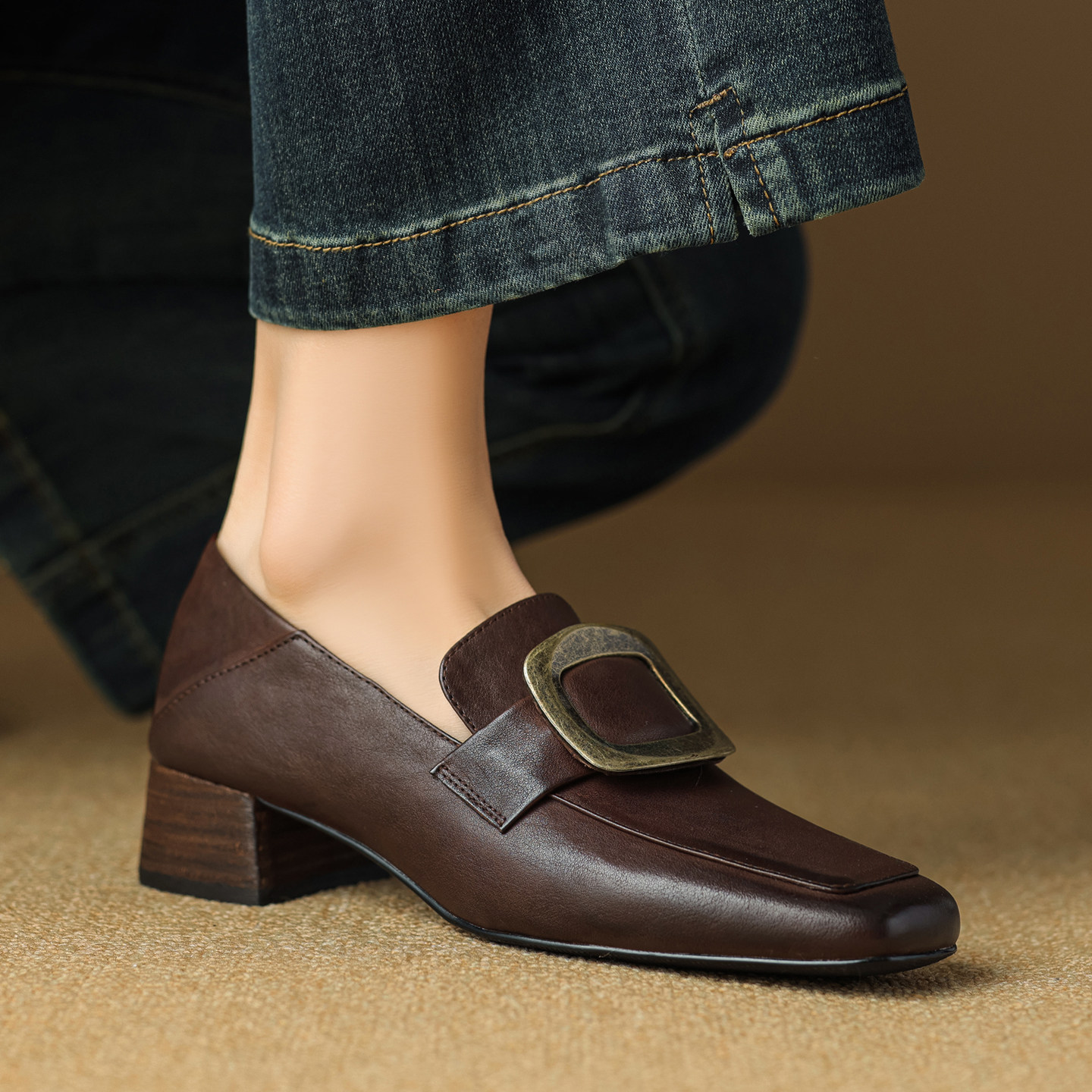 女鞋2026春季新款复古粗跟方头水洗头层牛皮深口中跟方扣女士单鞋,淘宝优惠券,粉丝福利购,淘宝优惠卷