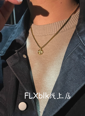 钛钢不掉色镶钻鸢尾十字项链中性风不掉色锁骨链男女同款轻奢吊坠