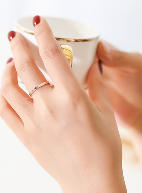 14K包金玫瑰金纹理素圈爱心戒指