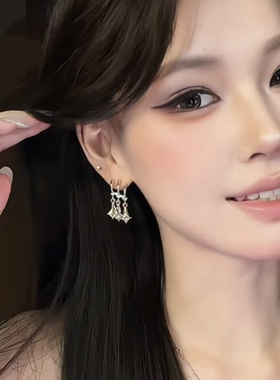 独特造型设计感三个水滴一个耳洞耳排耳环女2026气质新款时尚配饰