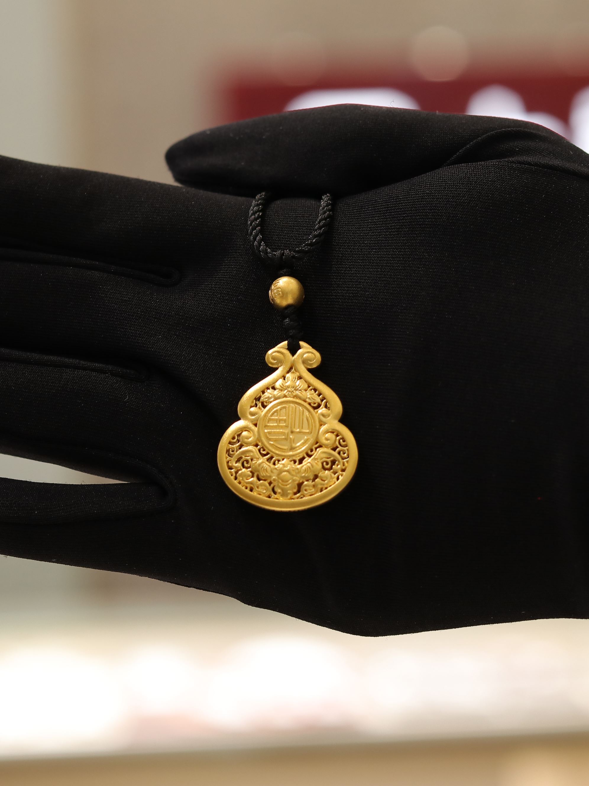 周大福 传承系列足金福禄同安黄金葫芦吊坠 正品克减80 F225264 - 图2