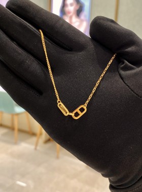 周大福猪鼻子黄金手链