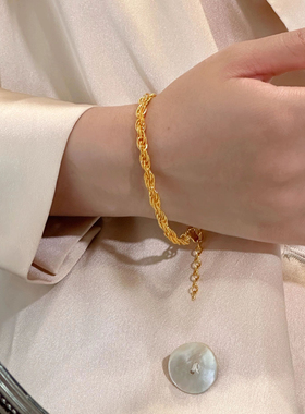 周大福黄金麻花绳足金黄金手链