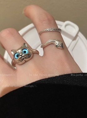 猫咪小蛇戒指女2024年新款时尚个性冷淡风食指戒气质网红闺蜜