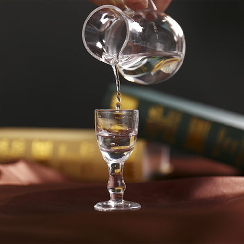 高档水晶白酒分酒器量酒器醒酒器调酒器酒具酒盅酒壶 - 图2