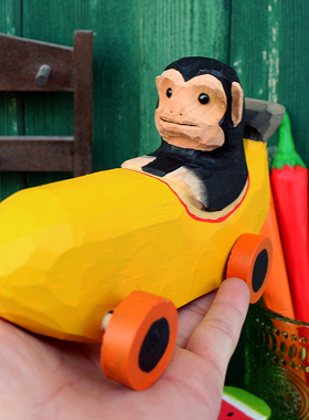 布景猩猩香蕉车复古风车