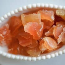 Good tasty fresh grapefruit dry and sweet and its very intense with chewy and chewy cheeses.