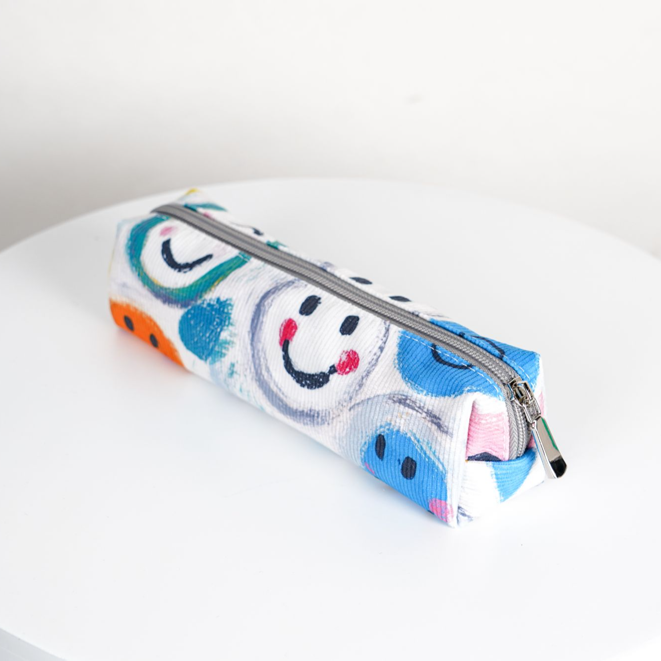 无则艺【笔袋】原创学生收纳包办公笔袋包印花时尚简约百搭笑脸,淘宝优惠券,粉丝福利购,淘宝优惠卷