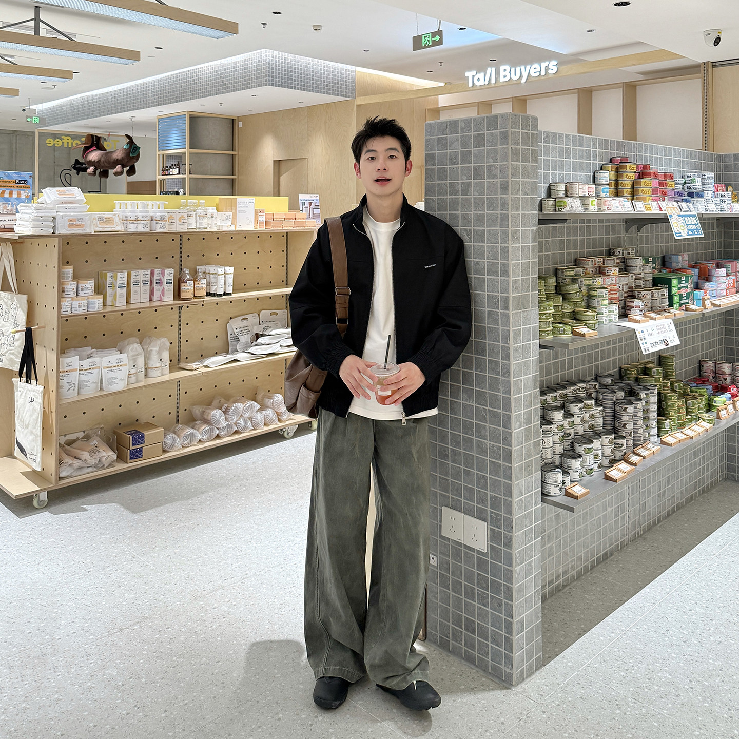 灰绿色直筒垂感多口袋工装休闲裤男生2025新款秋季休闲宽松长裤子,淘宝优惠券,粉丝福利购,淘宝优惠卷