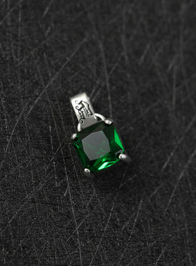 925纯银绿色锆石鸢尾花吊坠女