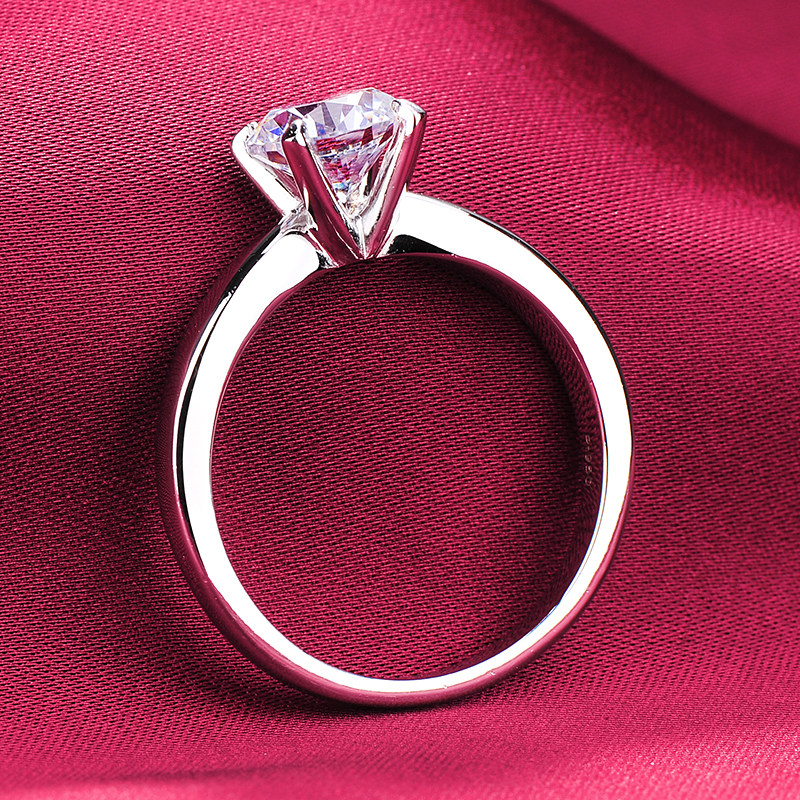 American Moissanite Classic Four Claw Fitting Book