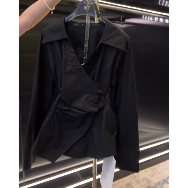 Black irregular waist long sleeve shirt for women