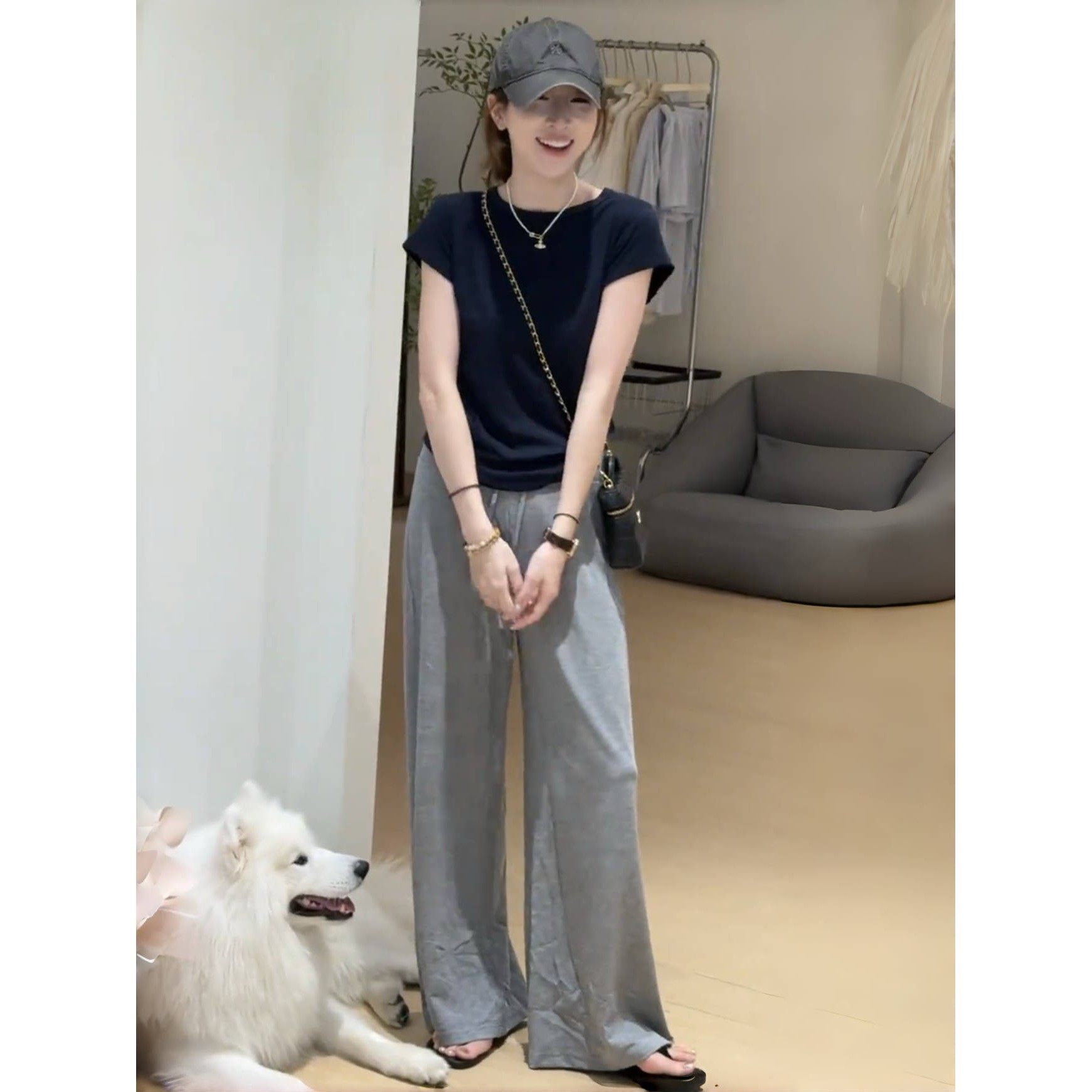 巨好看的夏装一整套2025新款韩系时尚休闲简约短袖t恤阔腿裤套装,淘宝优惠券,粉丝福利购,淘宝优惠卷