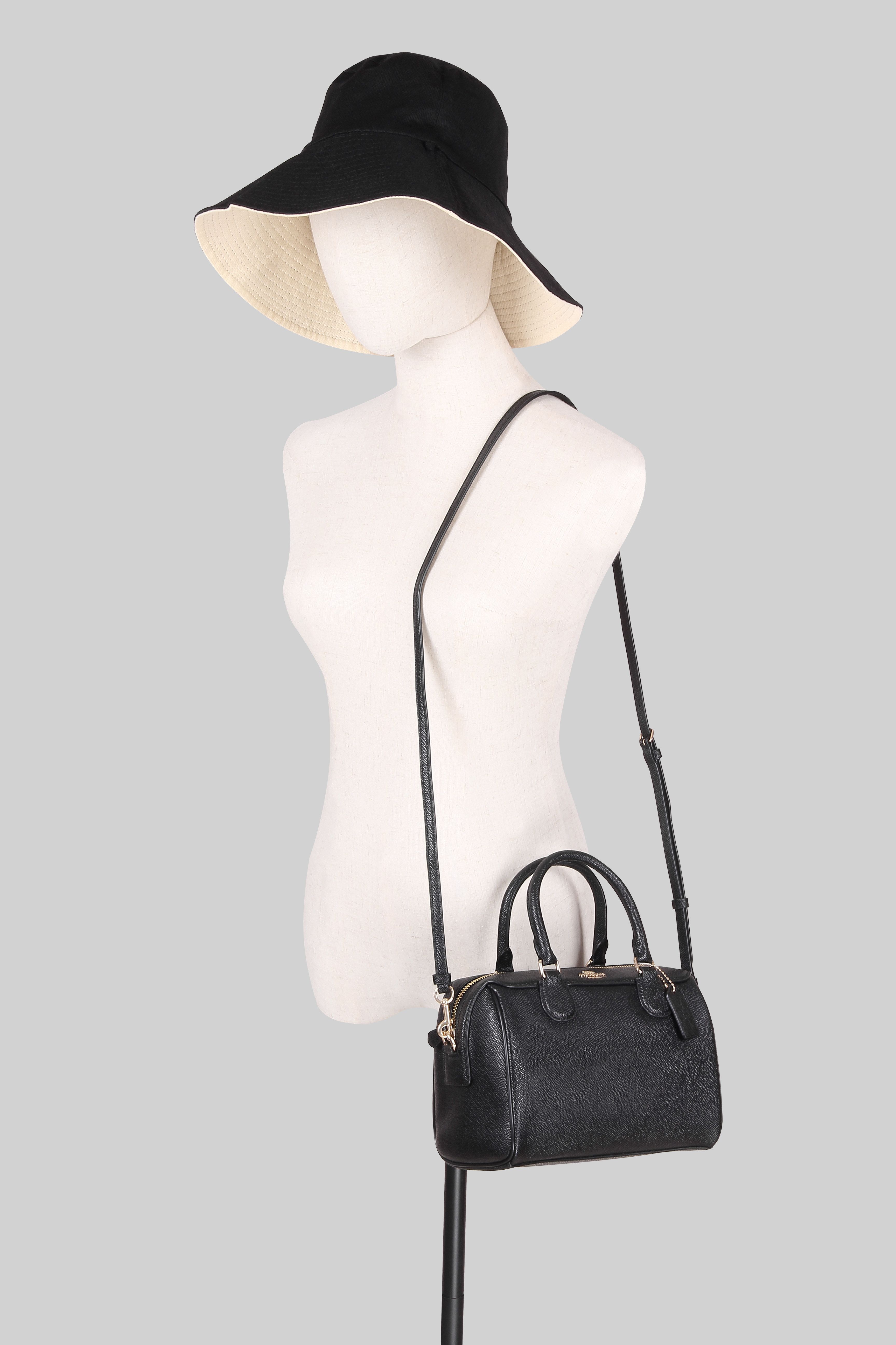 coach女士小号单肩手提波士顿桶包 百恩海外女士包袋