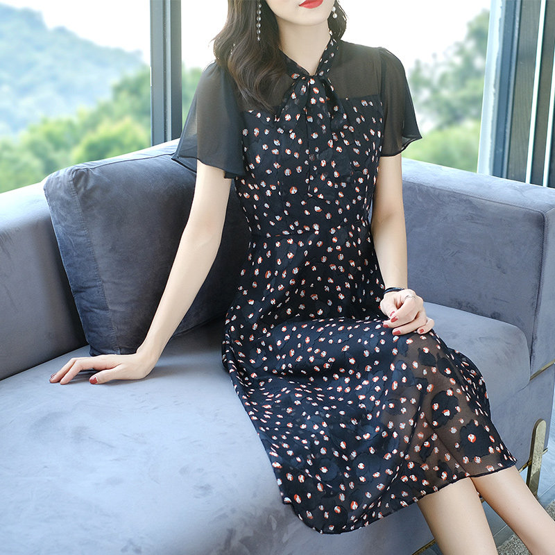  爱朴女装大码女装