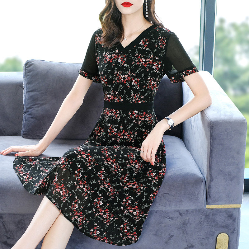  爱朴女装大码女装