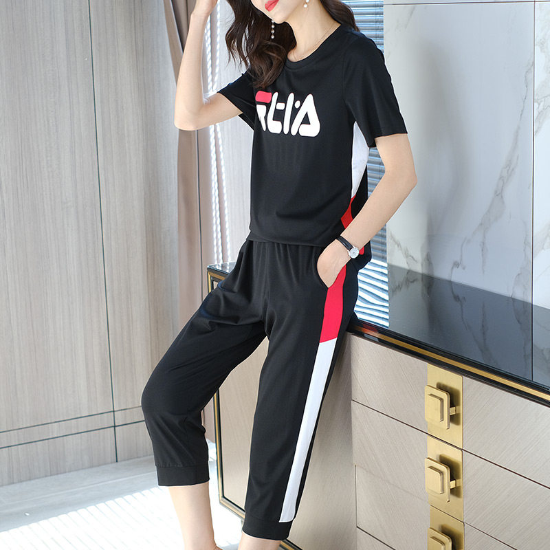  爱朴女装大码女装