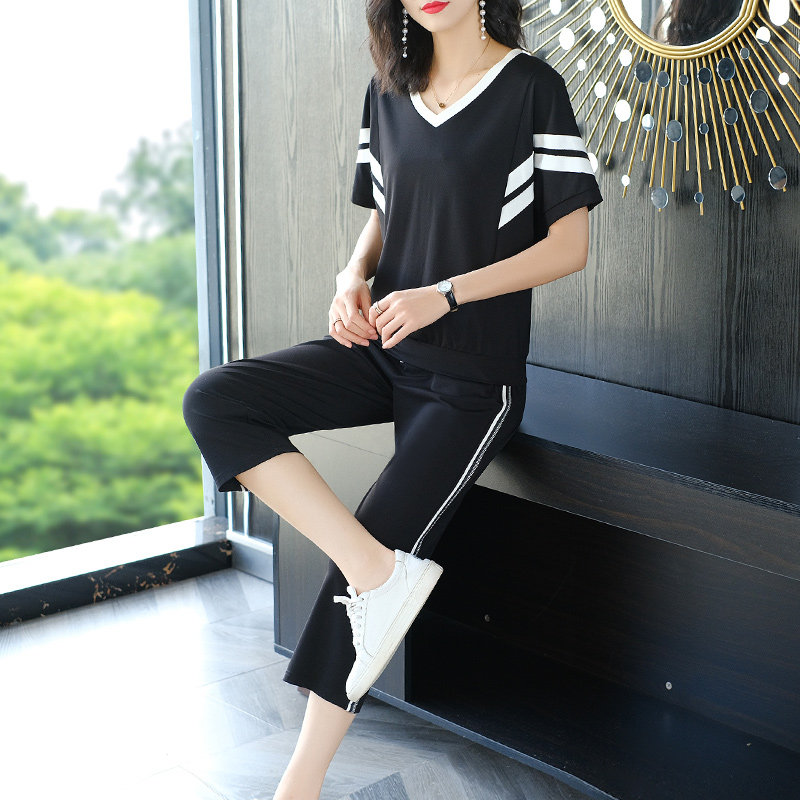  爱朴女装大码女装