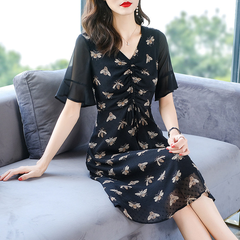  爱朴女装大码女装