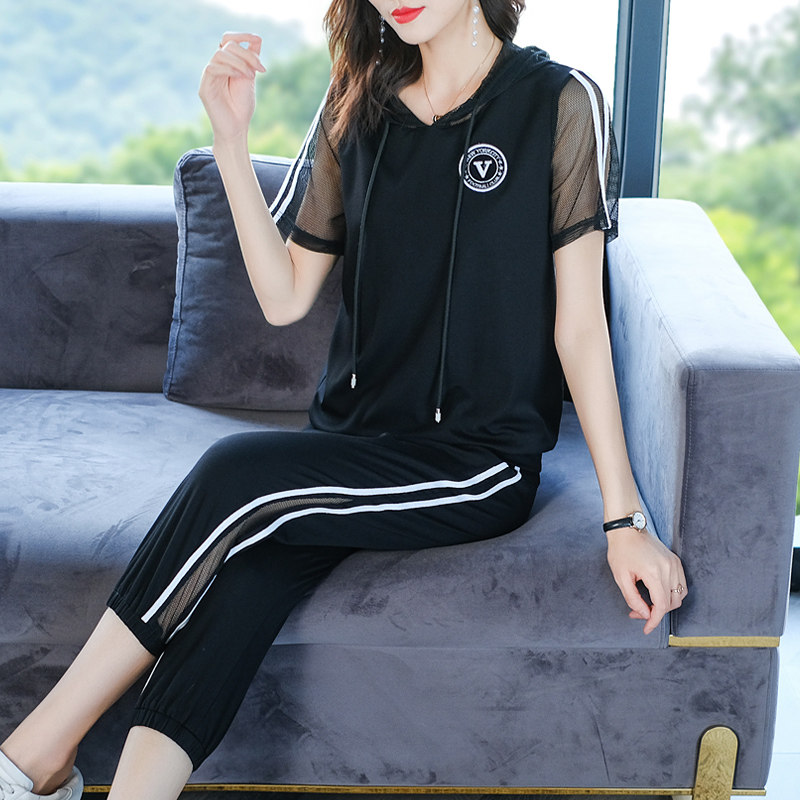  爱朴女装大码女装