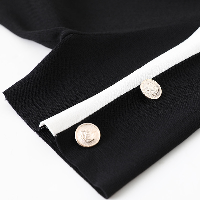  爱朴女装大码女装