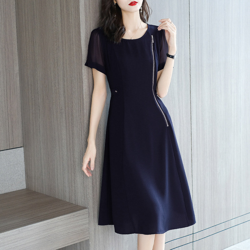  爱朴女装大码女装