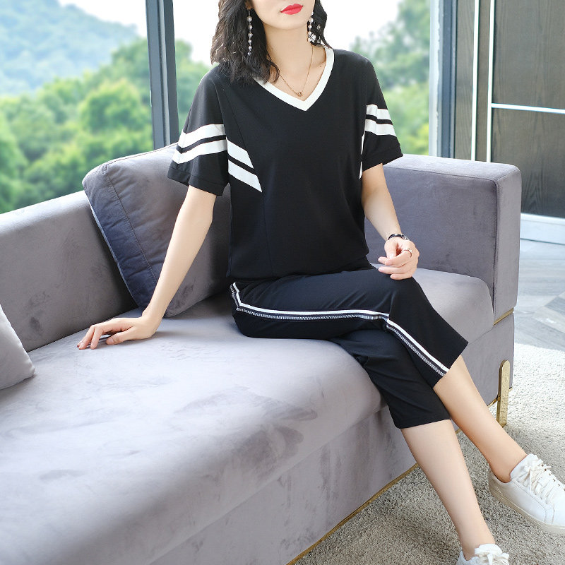  爱朴女装大码女装